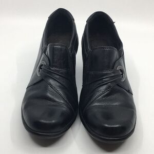 Clarks Ingalls Trance black leather short heeled bootie Sz 7.5 M